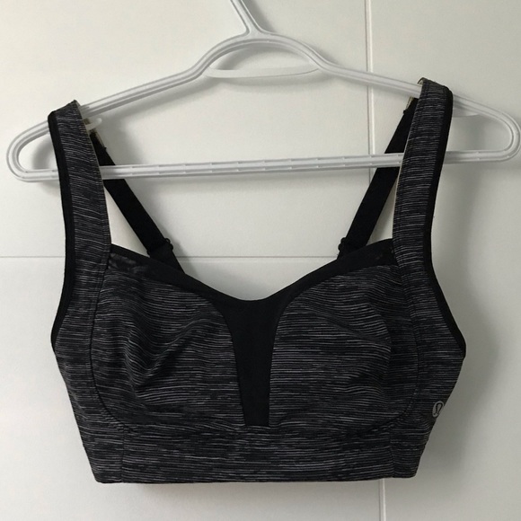 Lululemon Ta Ta Tamer bra - Picture 1 of 6